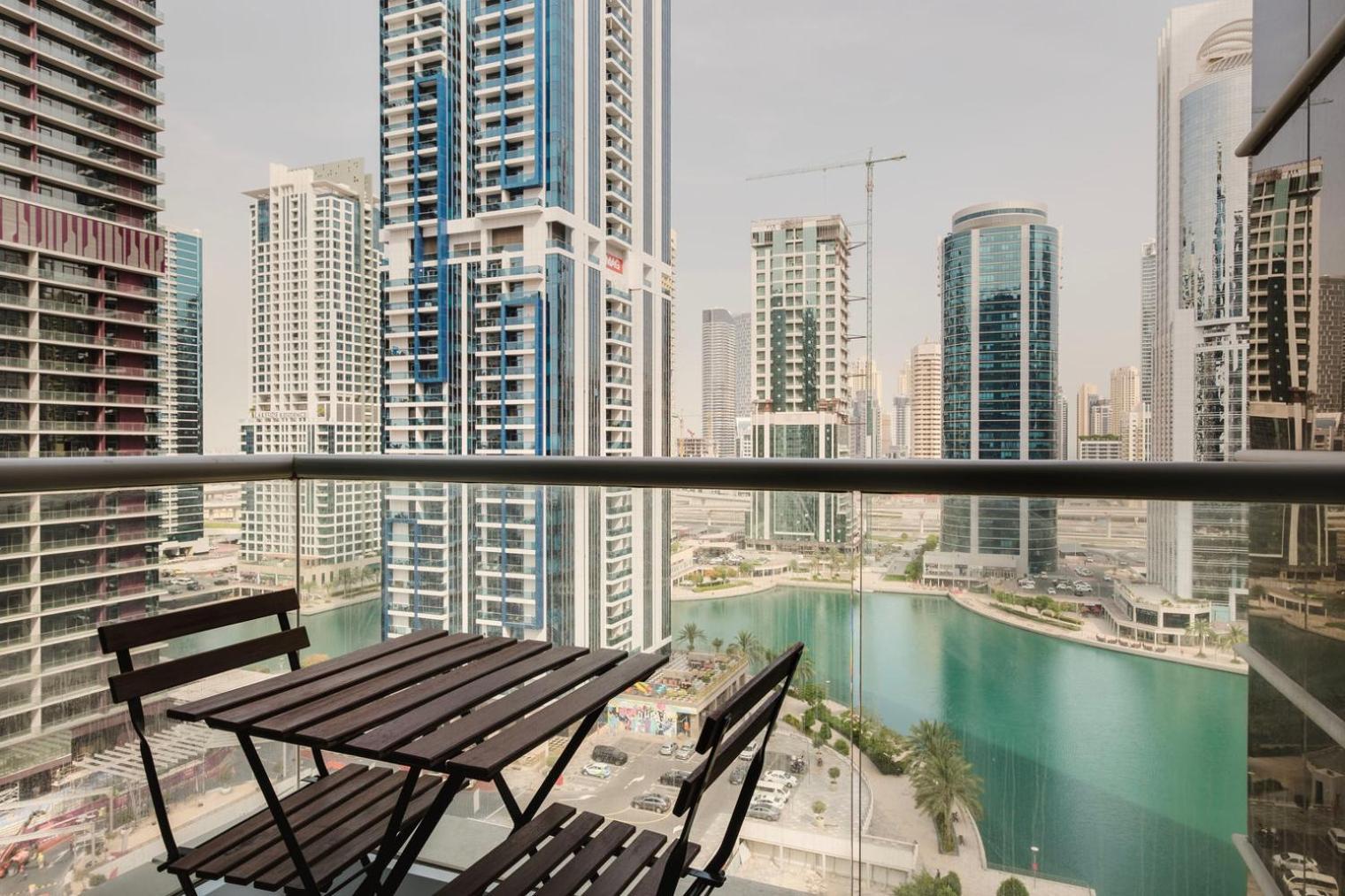 Blueground Jlt View Roof Pool Gym Dxb-1546 Apartment Dubai